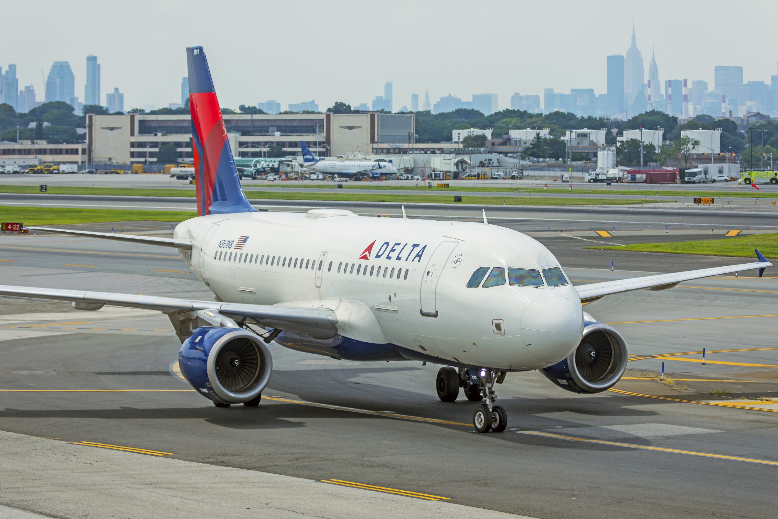 Delta-Air-Lines-Airbus-A319-114-N361NB-8-17-18-scaled